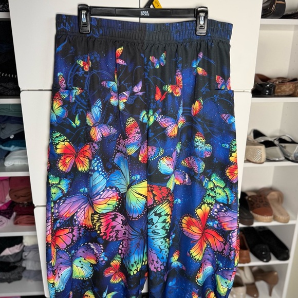 NWOT Dark Blue and Purple Butterfly Colorful Patterned Wide Leg Pants Size 1X - Picture 3 of 5